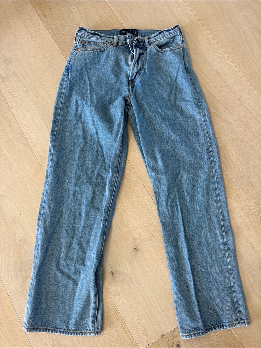 Abercrombie & Fitch Straight Light Blue Baggy Jeans